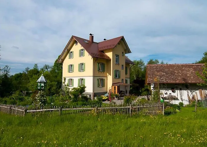 Haus Zum Nussbaum